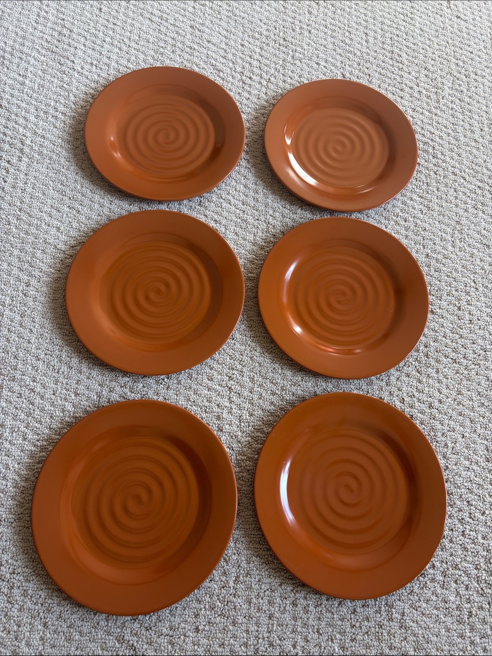 Set of 6 Rust Melamine  Dinner Plates with Swirl Design